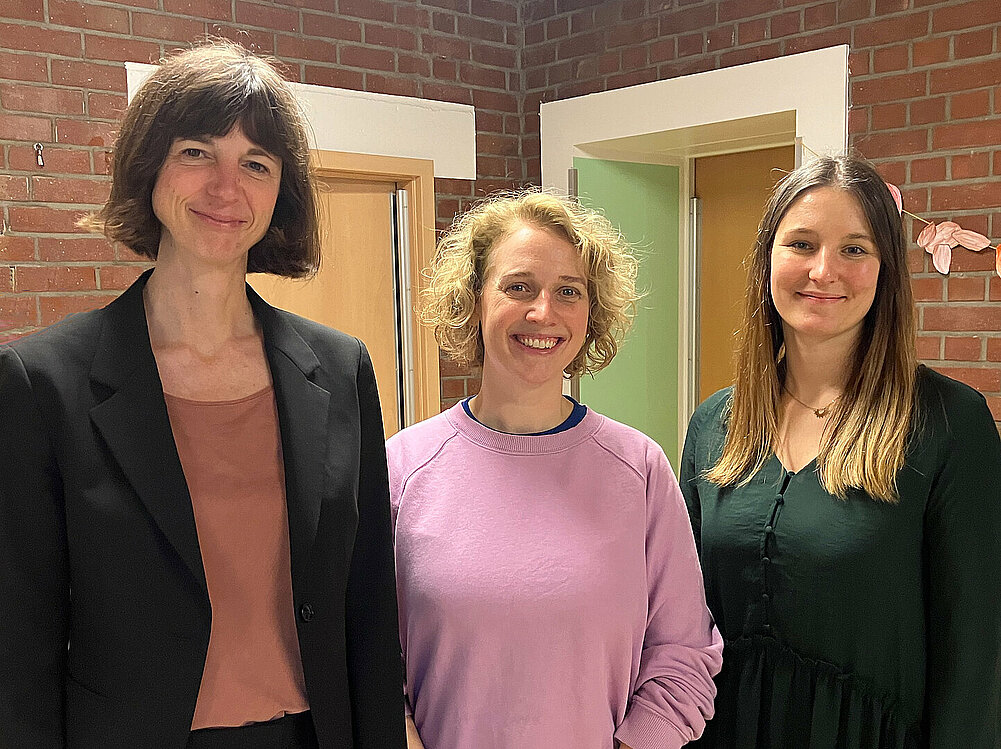 v.l. Geschäftsführerin im KiTa Zweckverband_Verena kleine Holthaus_MDL Christin Siebel_KiTa-Leiterin Katharina Finke